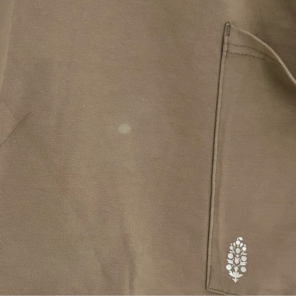 🍂NWOT Free People Hot Shot Tee Romper. Dark Tan. Size: Medium. - Picture 12 of 12